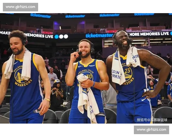 追梦格林携家人度假，35 岁再入一防，生涯 2.5 亿娇妻相伴